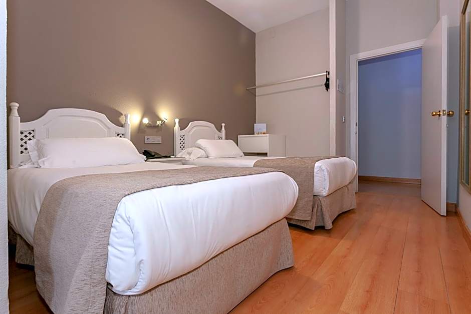 AACR Hotel Monteolivos