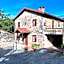 Apartamentos rurales La Casa Vieja De Alceda