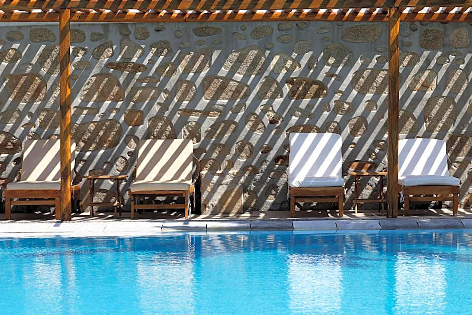 Poseidon Hotel Suites