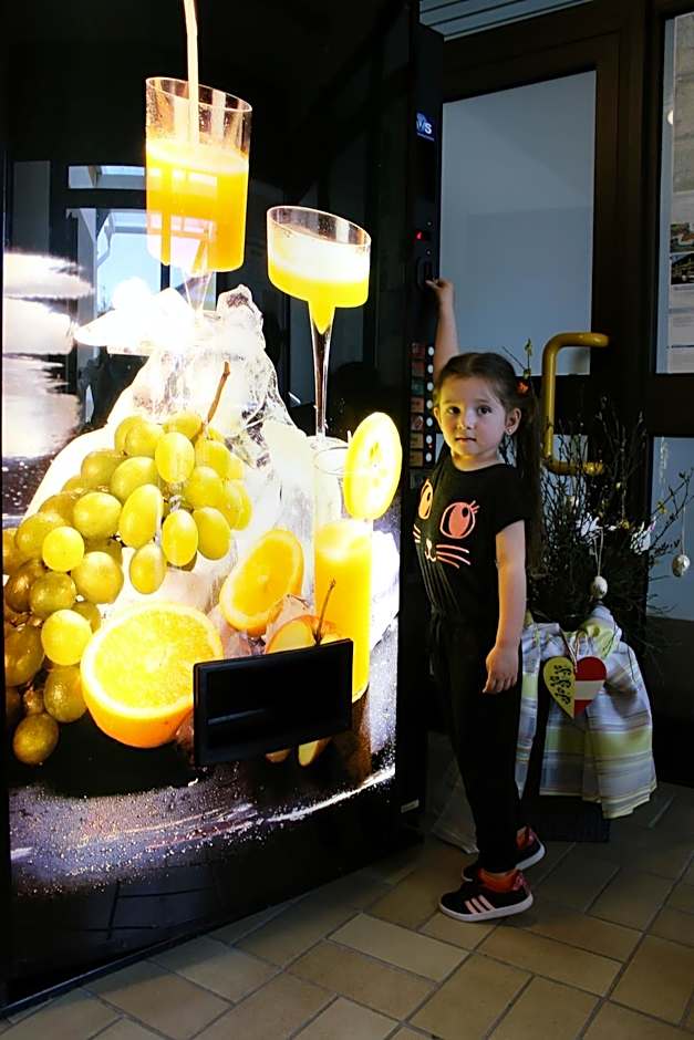 Post Hostel For Youth, Students and Pilgrims