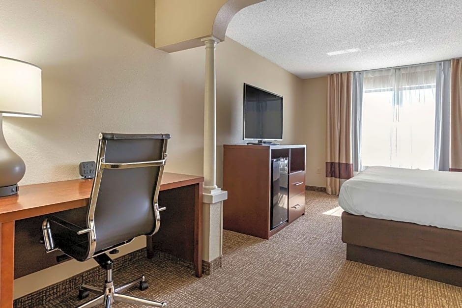 Comfort Suites Grandville