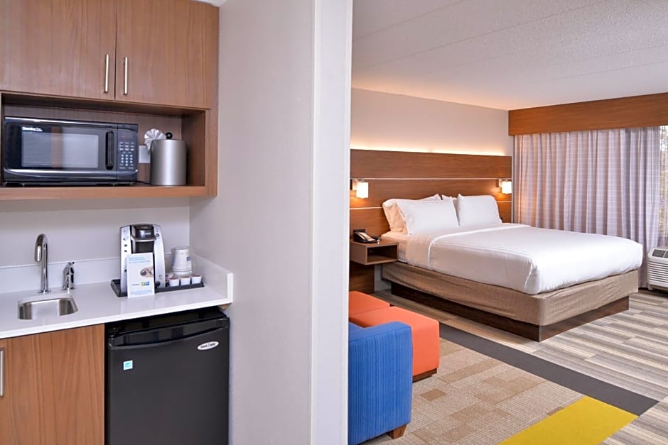 Holiday Inn Express Hotel & Suites Indianapolis Dtn-Conv Ctr, an IHG Hotel