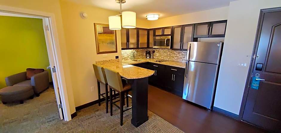 Staybridge Suites : Eau Claire - Altoona By IHG