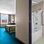 Burgundy Inn & Suites