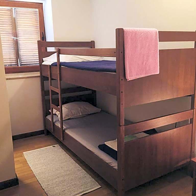 Buffet M Apartments and Rooms Obrovac