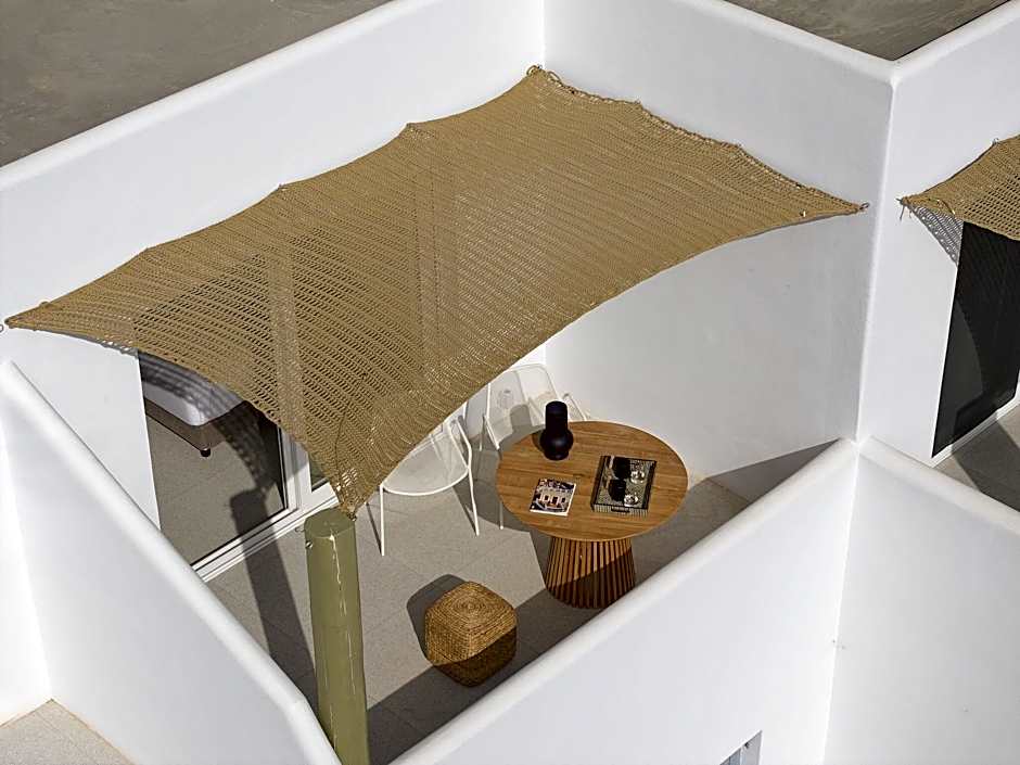 Artemis Deluxe Rooms