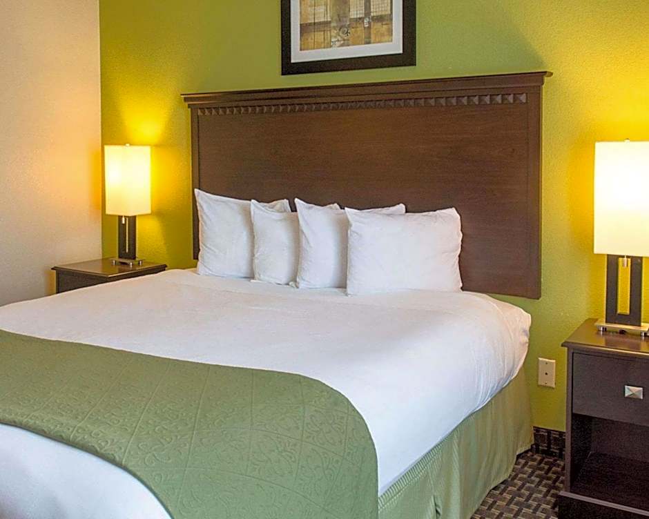 Quality Inn & Suites Quantico