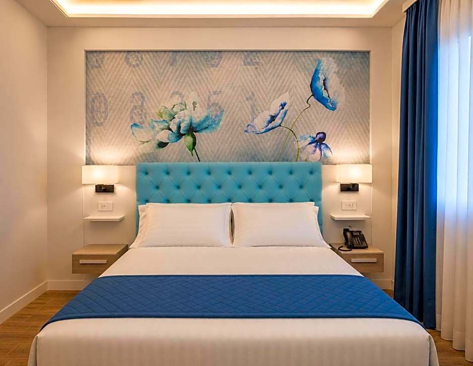Petit Hotel