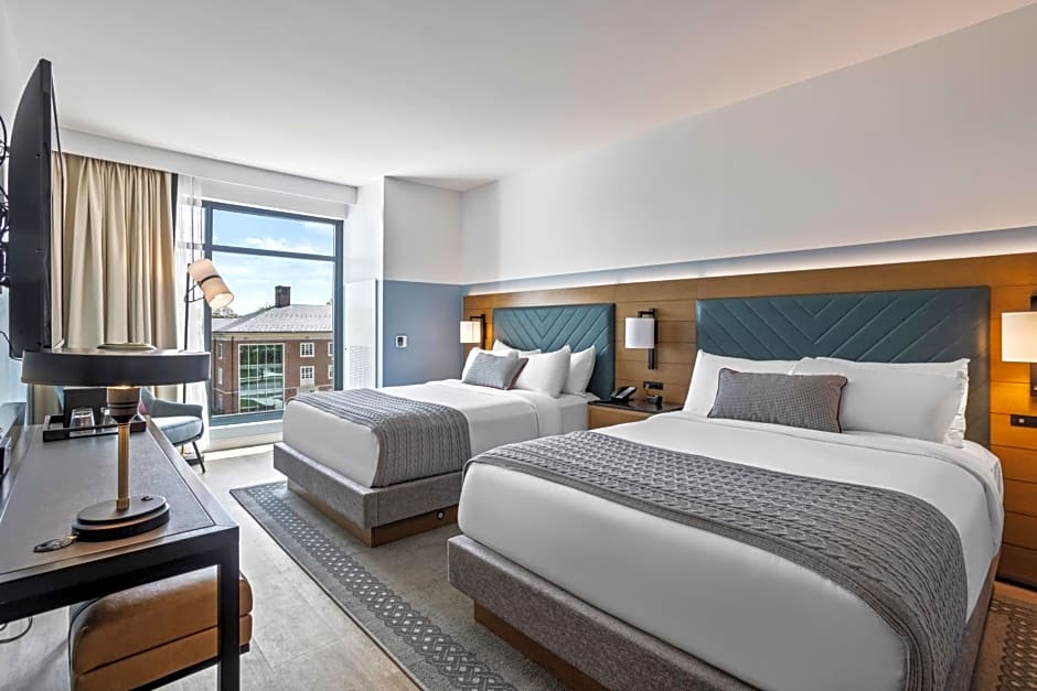 The Highlander Hotel Radford