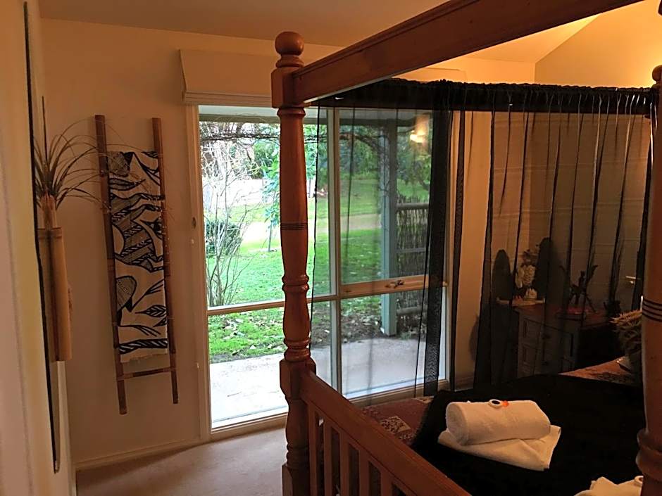 Weeroona Bed And Breakfast