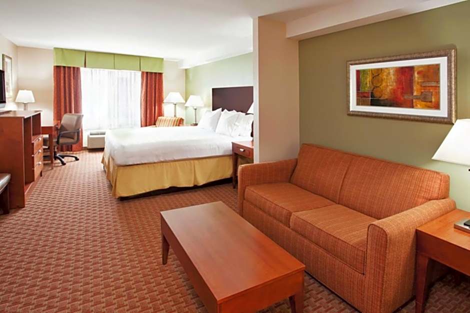 Holiday Inn Express & Suites Niagara Falls By IHG