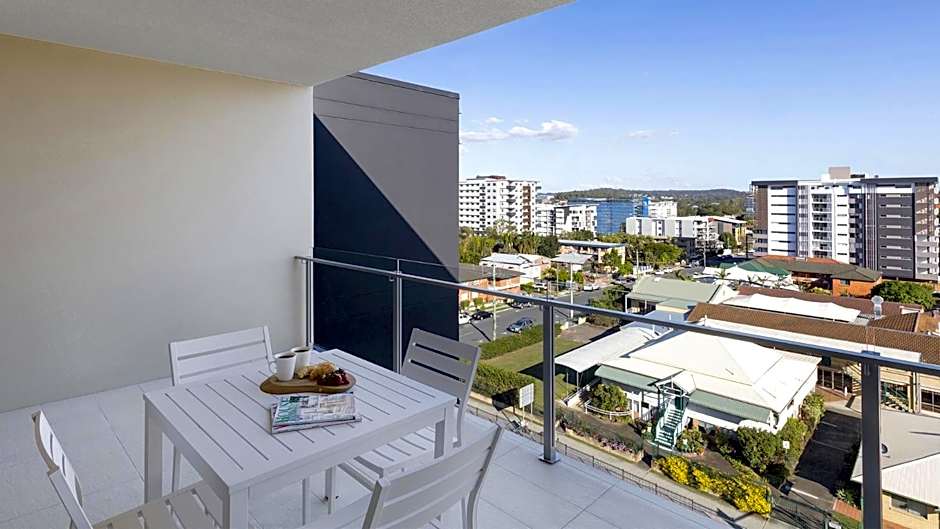 Oaks Brisbane Woolloongabba Suites