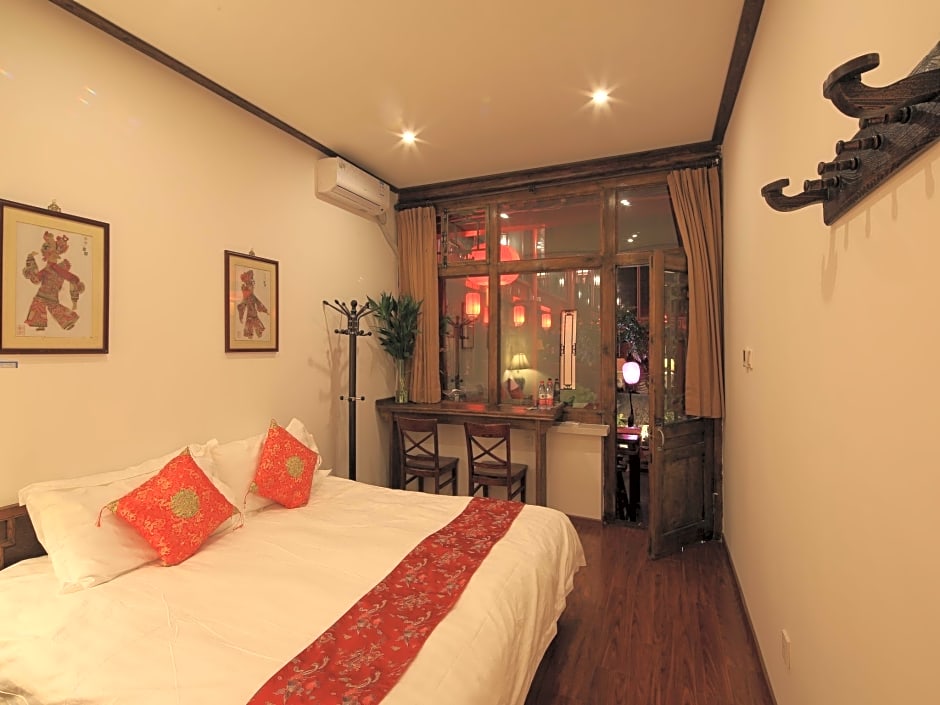 The Great Wall Courtyard Hostel