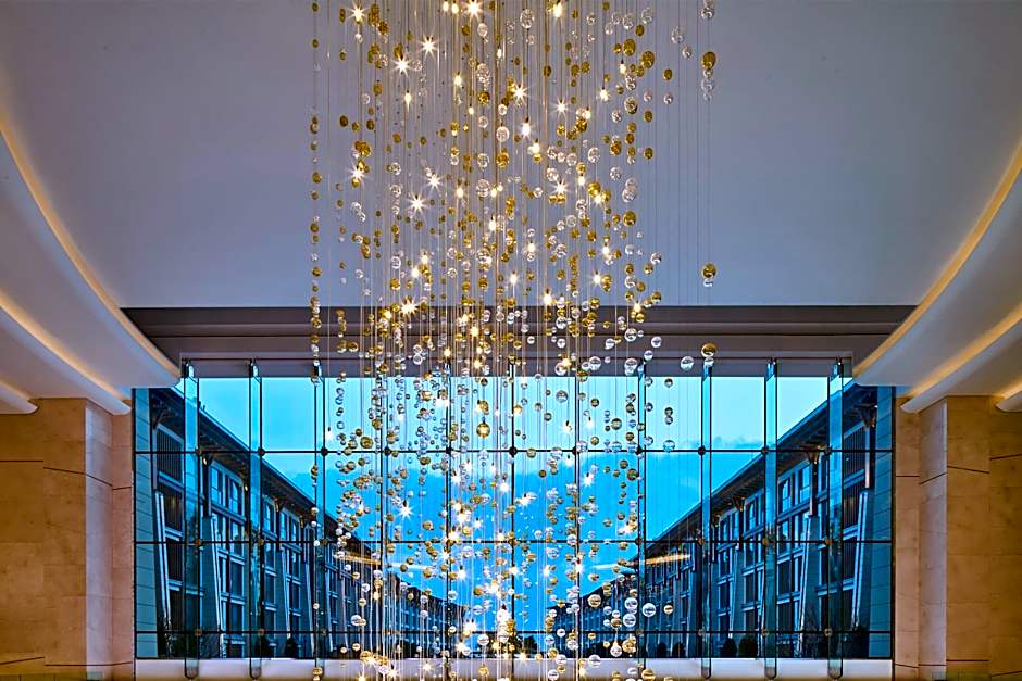 Marriott Jeju Shinhwa World Hotel