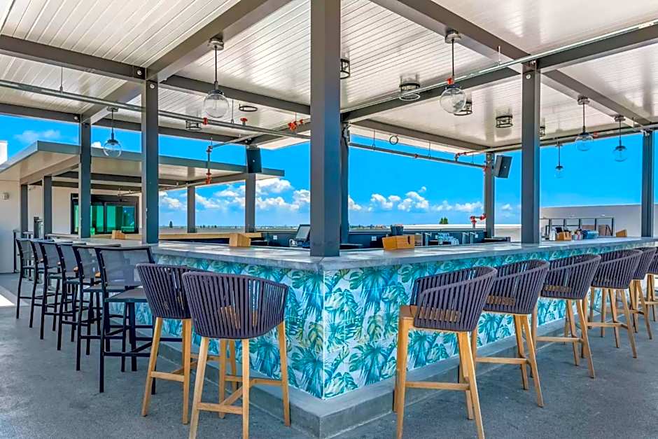 Cambria Hotel St Petersburg-Madeira Beach Marina