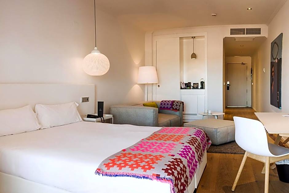 Photo 1 of 7 of Double Room