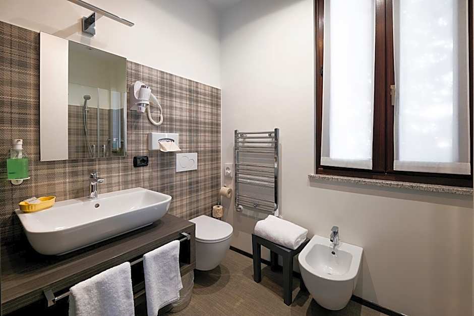 Hotel Ungheria Varese 1946