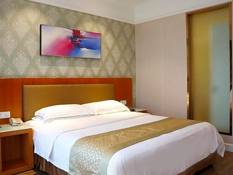 GreenTree Inn JiangSu YanCheng BinHai OuBaoLiYa City Square Business Hotle