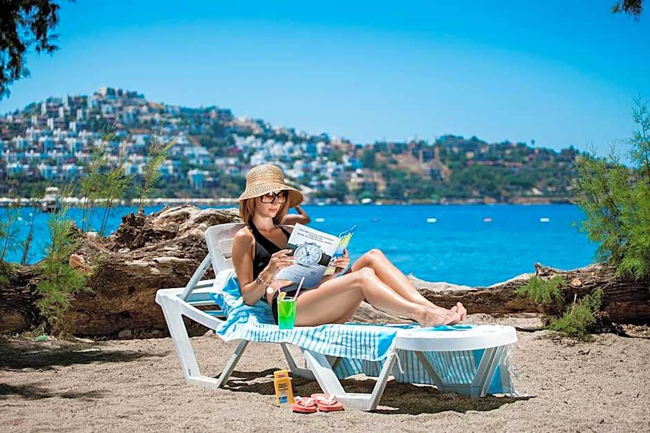 Golden Age Hotel Yalıkavak Bodrum