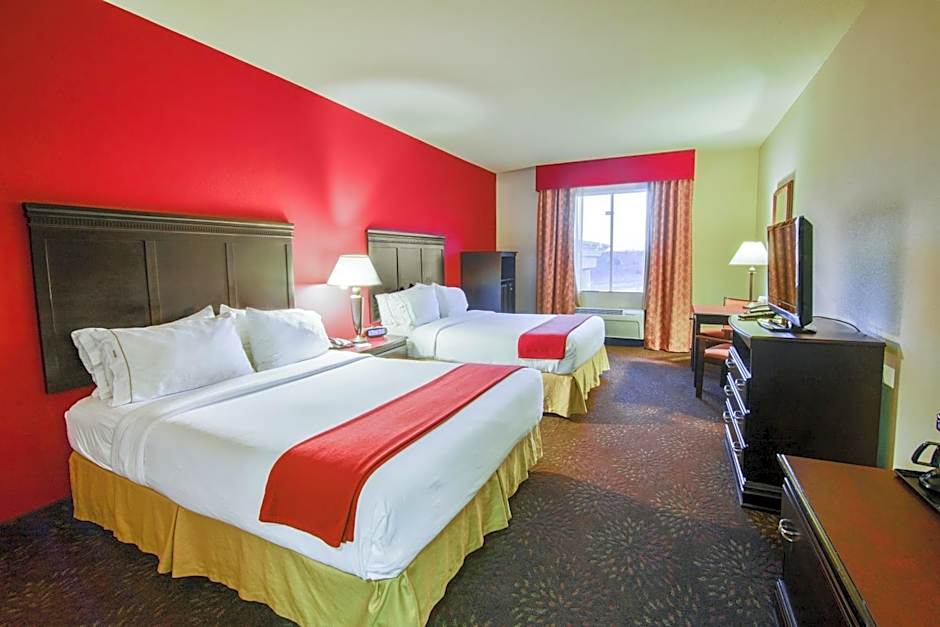 Holiday Inn Express Hotel & Suites Terrell By IHG