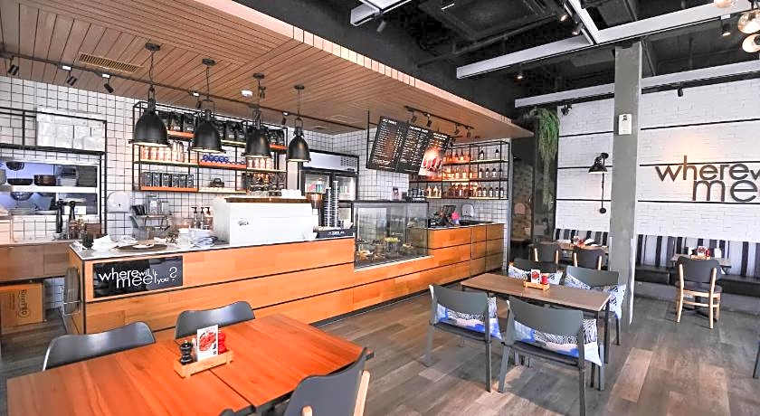 Glur Phuket Patong Beach