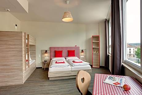 Quad Room
