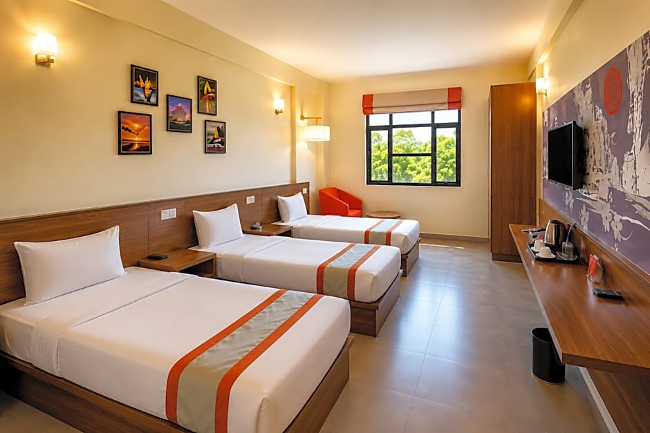 Max Hotels Jabalpur