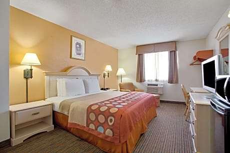 1 Queen Bed, Non-Smoking