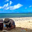 Hotel & Restaurant On the Beach Lue