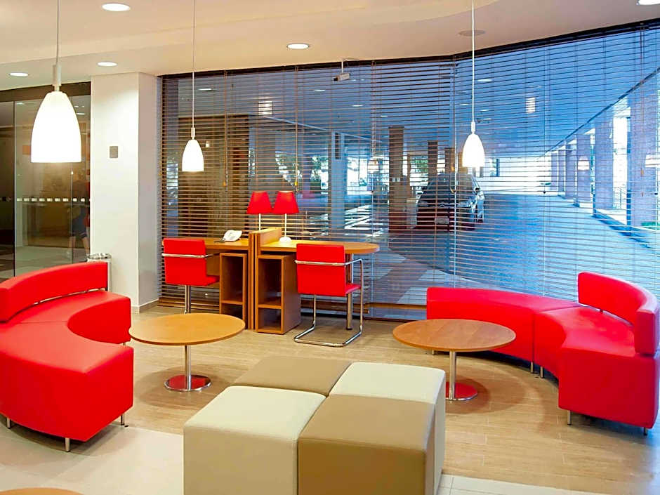 ibis Santos Gonzaga Praia