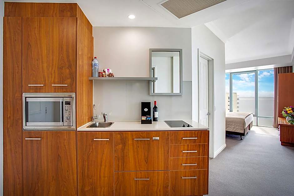 Mantra Legends Hotel