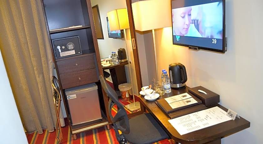 The J Hotel and Spa