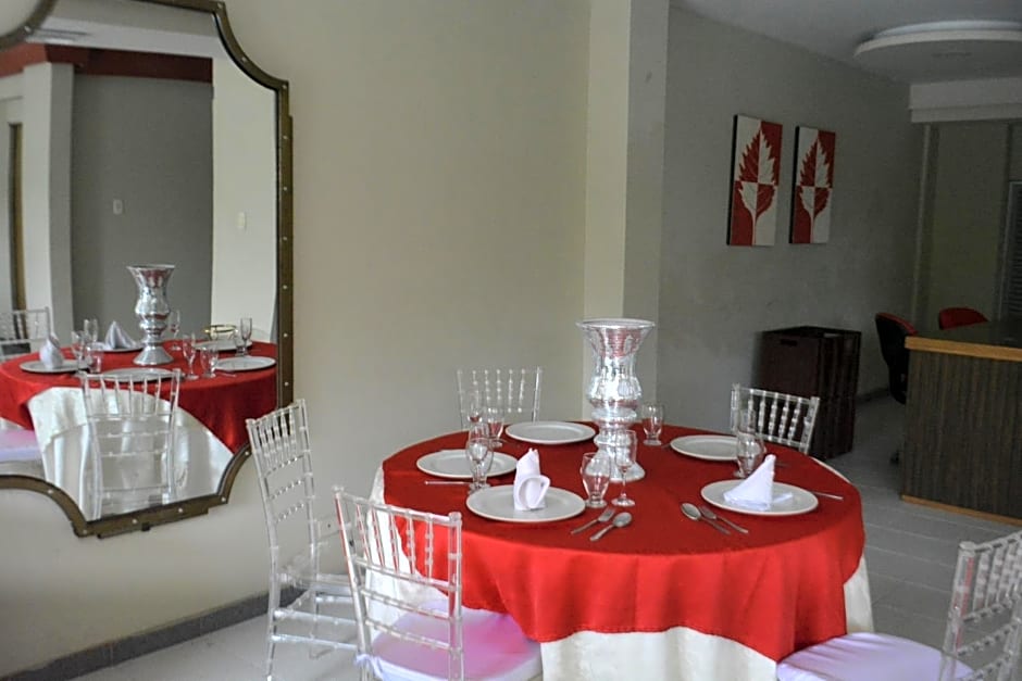 Hotel Ayenda Casa Ballesteros 1318