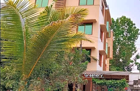 Oasis Homestay Kochi : 2 BHK -  Penthouse (Deluxe)