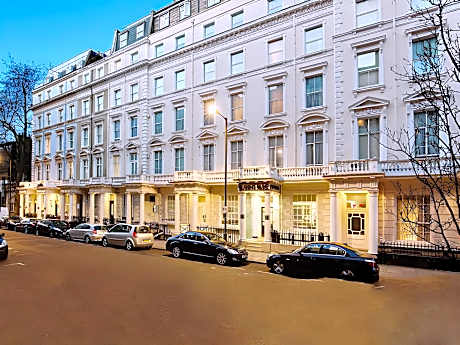 Queens Park Hotel