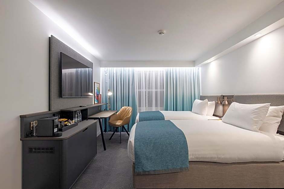 Holiday Inn Bristol Airport By IHG