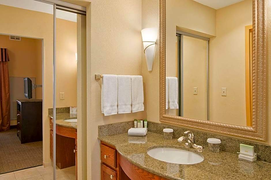 Homewood Suites By Hilton Tulsa South