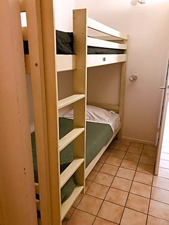 Studio with Alcove/Mezzanine (4 Adults)