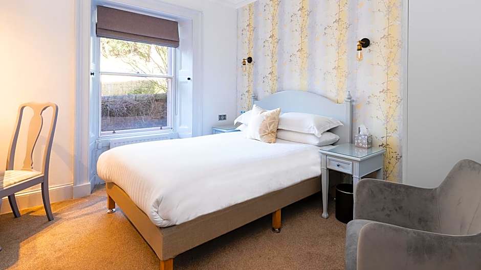 Sunbank House Metro Hotel