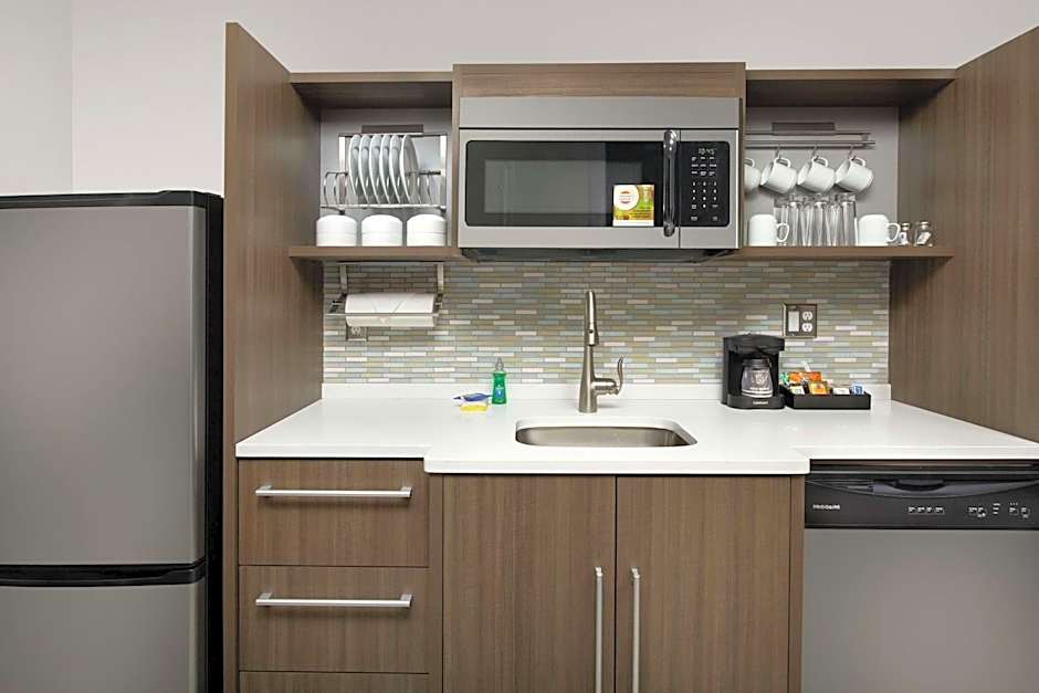 Home2 Suites by Hilton Longmont, CO