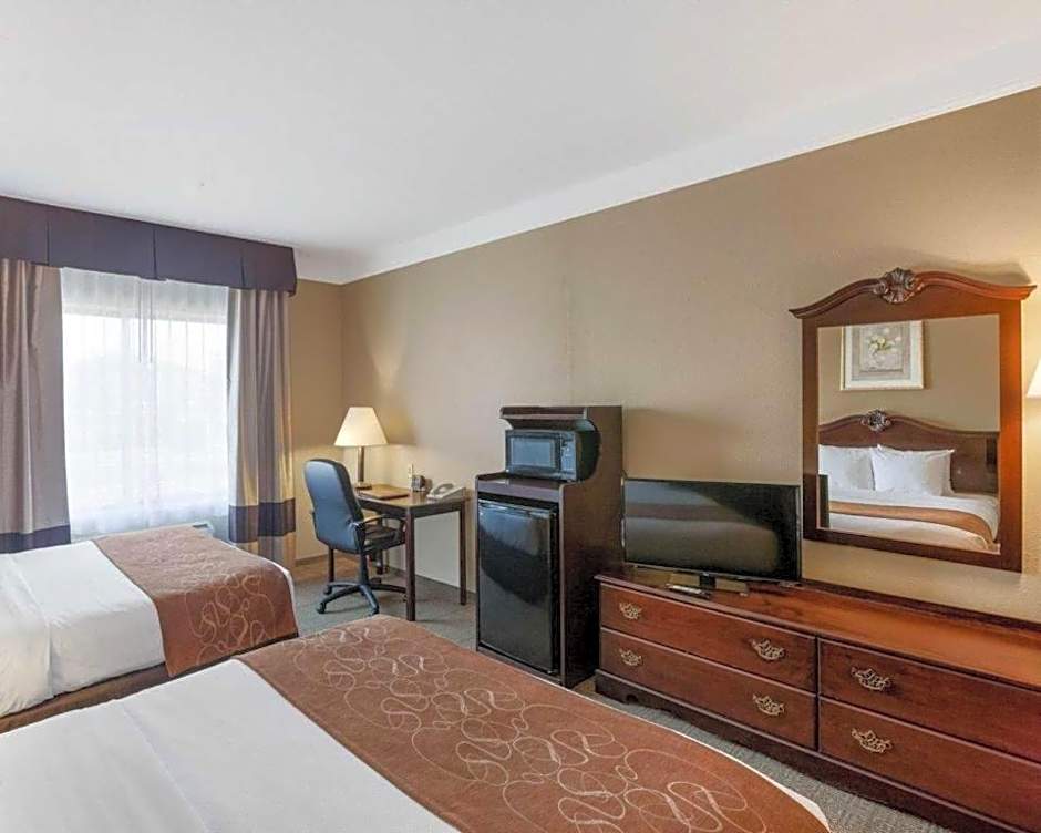 Comfort Suites Plainview