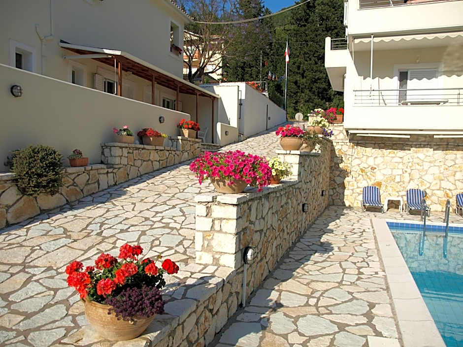 Geni Garden Apartments