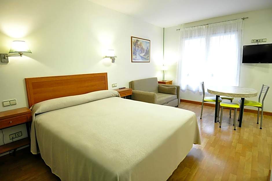 Hotel Apartamentos Aralso