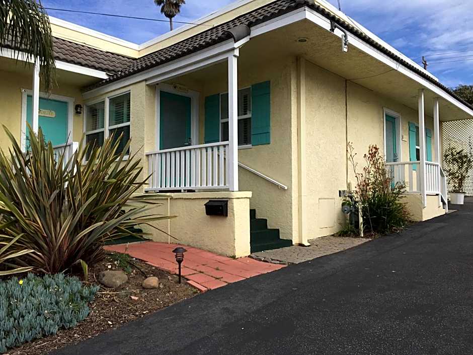 Beach Bungalow Inn And Suites