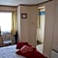 Golden Sands: Arizona GS 6 Berth, Access to the beach