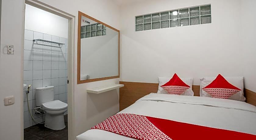 OYO 3209 Hegarbudhi Residence