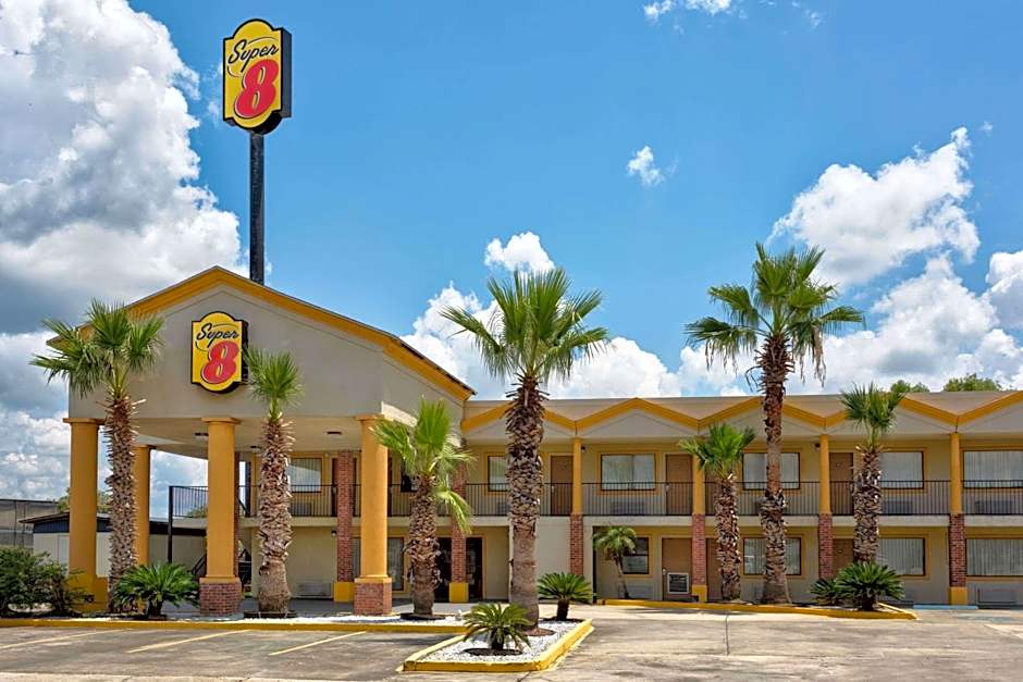 Super 8 by Wyndham Breaux Bridge