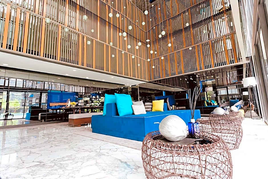 The deck patong 5 Star Apartment 巴东The Deck无边际海景泳池酒店