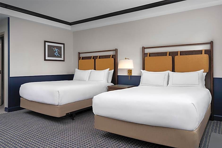 Hilton Orrington / Evanston