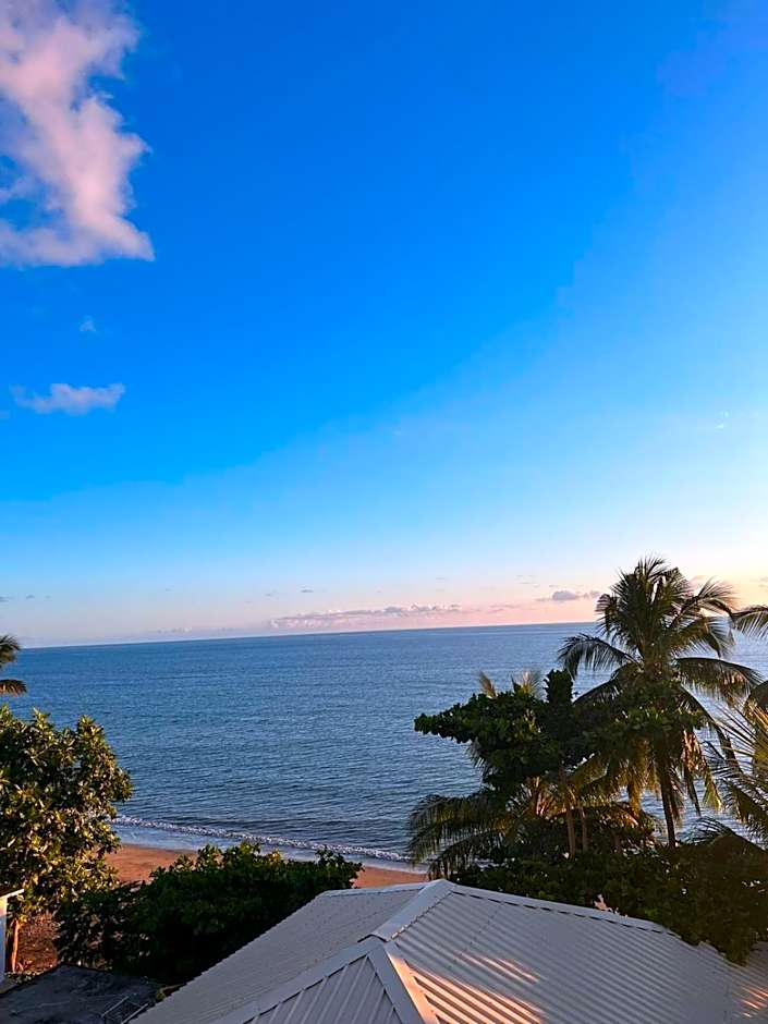 Suite Villa au bord de la mer chez Saloua